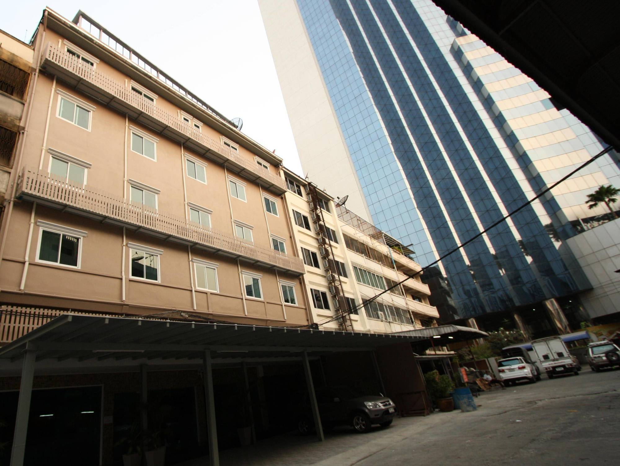 Spnplace Ratchada Bangkok Buitenkant foto
